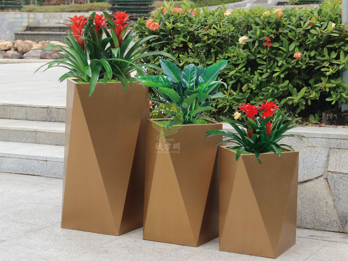 不銹鋼電鍍切面花盆室內(nèi)外創(chuàng)意組合景觀花盆廠(chǎng)家定制批發(fā)